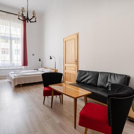 Retro Rebel Mode Apartment บูดาเปสต์ ภายนอก รูปภาพ
