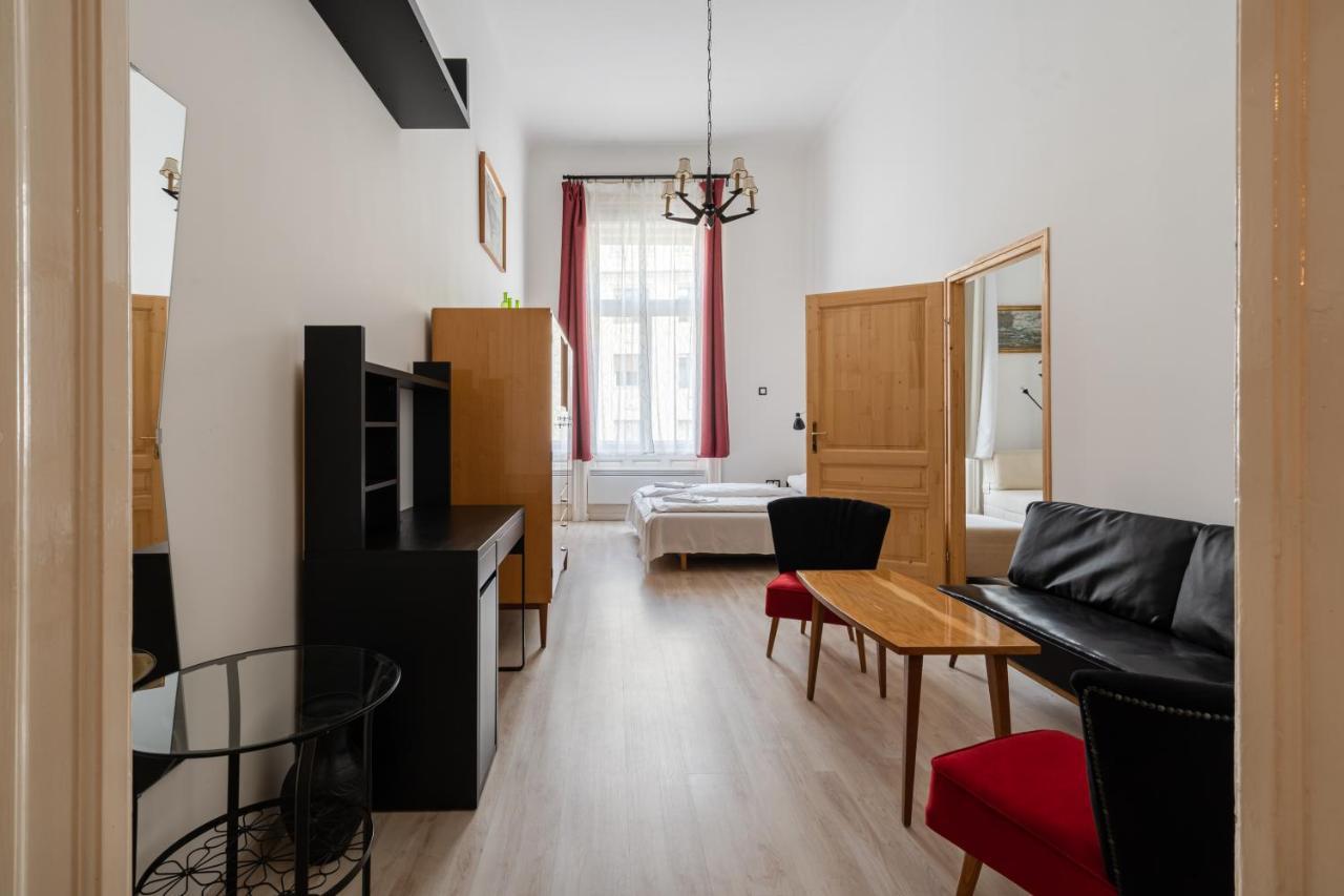Retro Rebel Mode Apartment บูดาเปสต์ ภายนอก รูปภาพ
