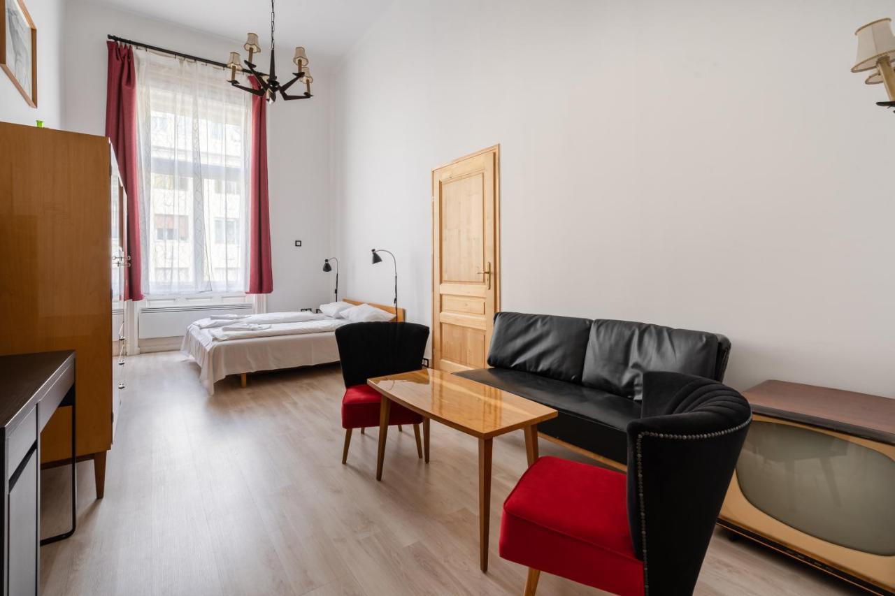 Retro Rebel Mode Apartment บูดาเปสต์ ภายนอก รูปภาพ