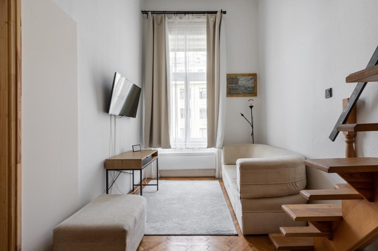 Retro Rebel Mode Apartment บูดาเปสต์ ภายนอก รูปภาพ